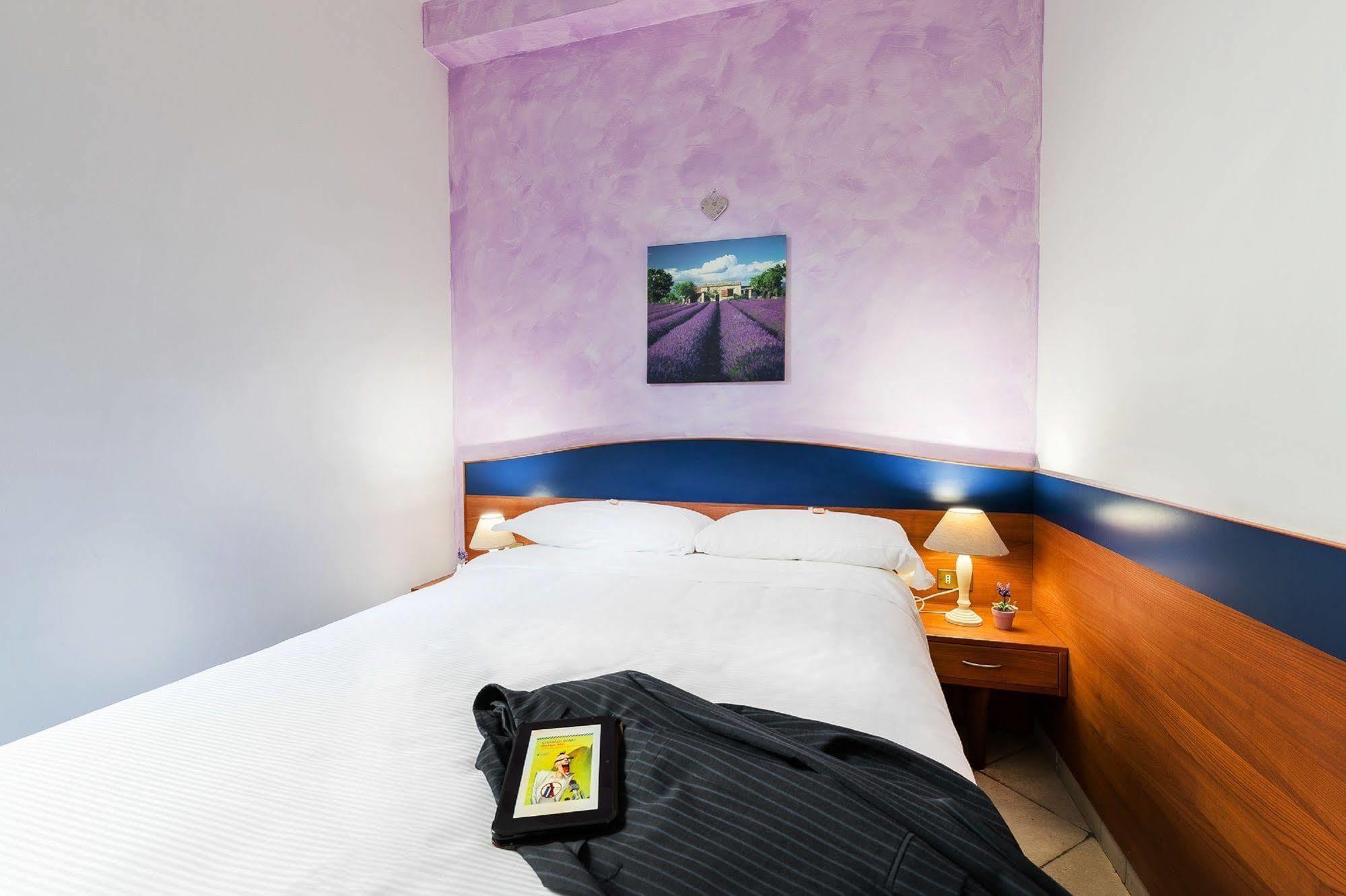 Hotel La 2*